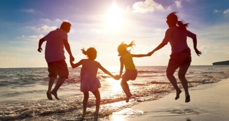 ¿Por qué se evita la inversión emocional y financiera de criar hijos?